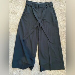 Banana Republic Blake Wide Leg Crop Pants - Women's size 6 - New with Tags
